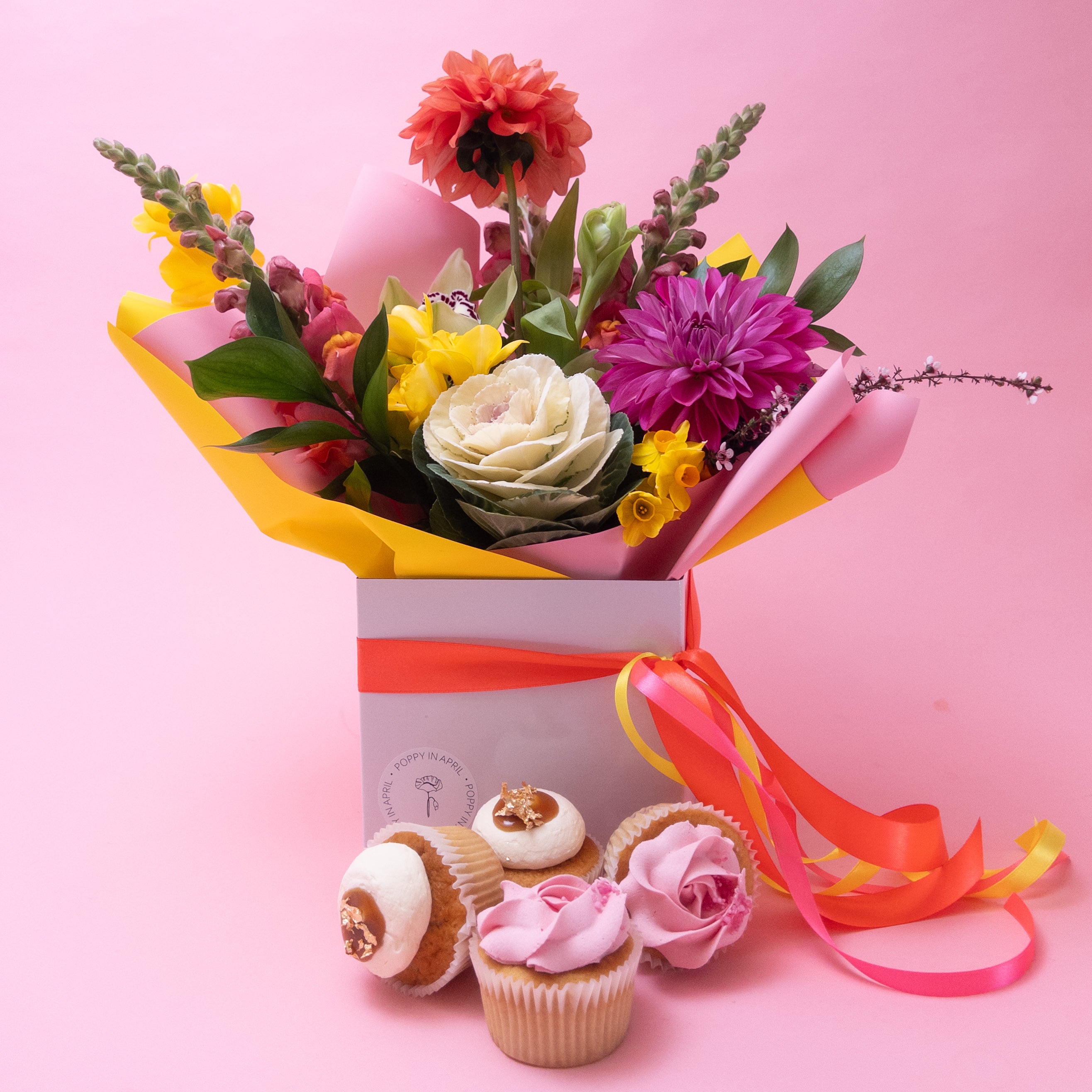 Frida & Sweet - Flowers & Cupcakes