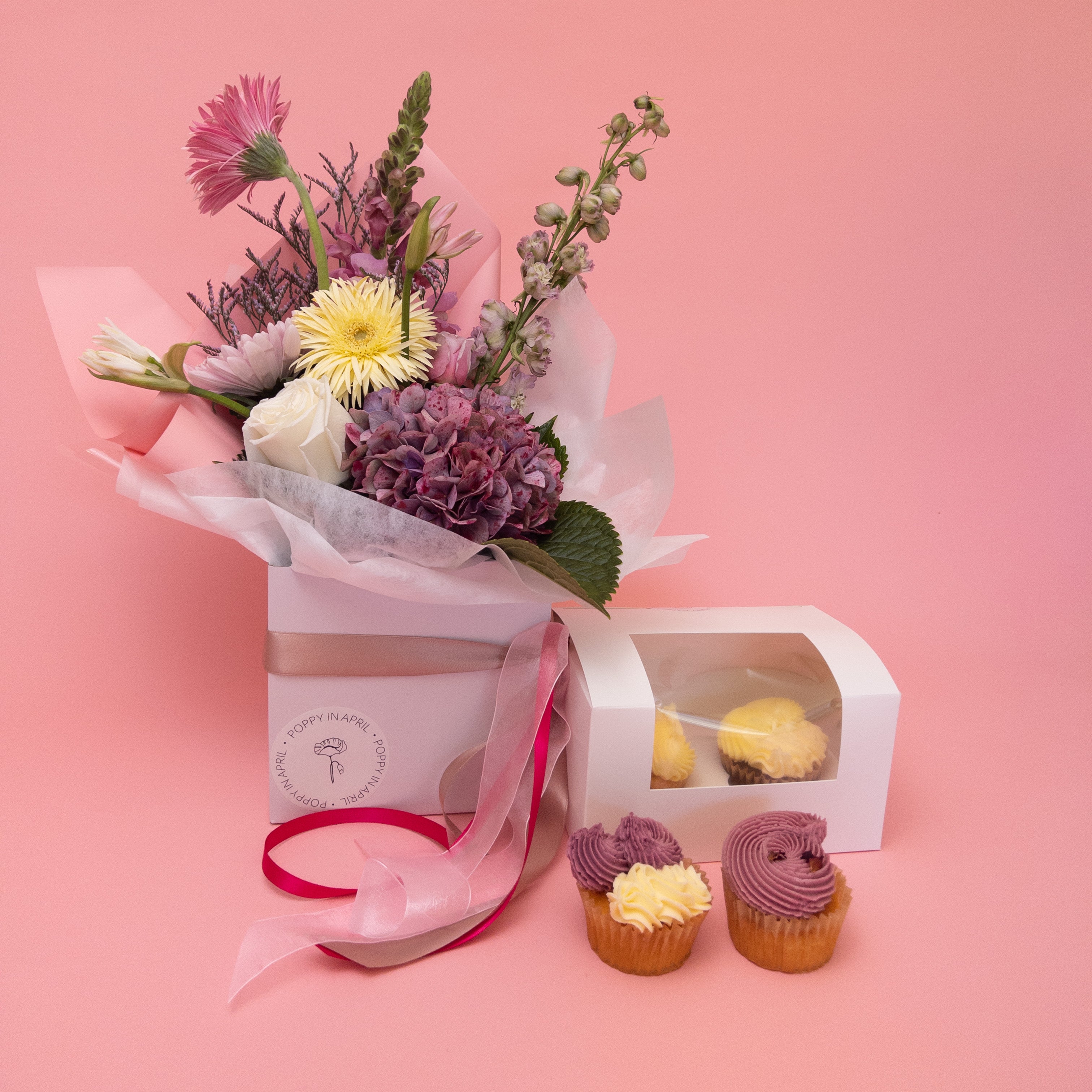 Frida & Sweet - Flowers & Cupcakes