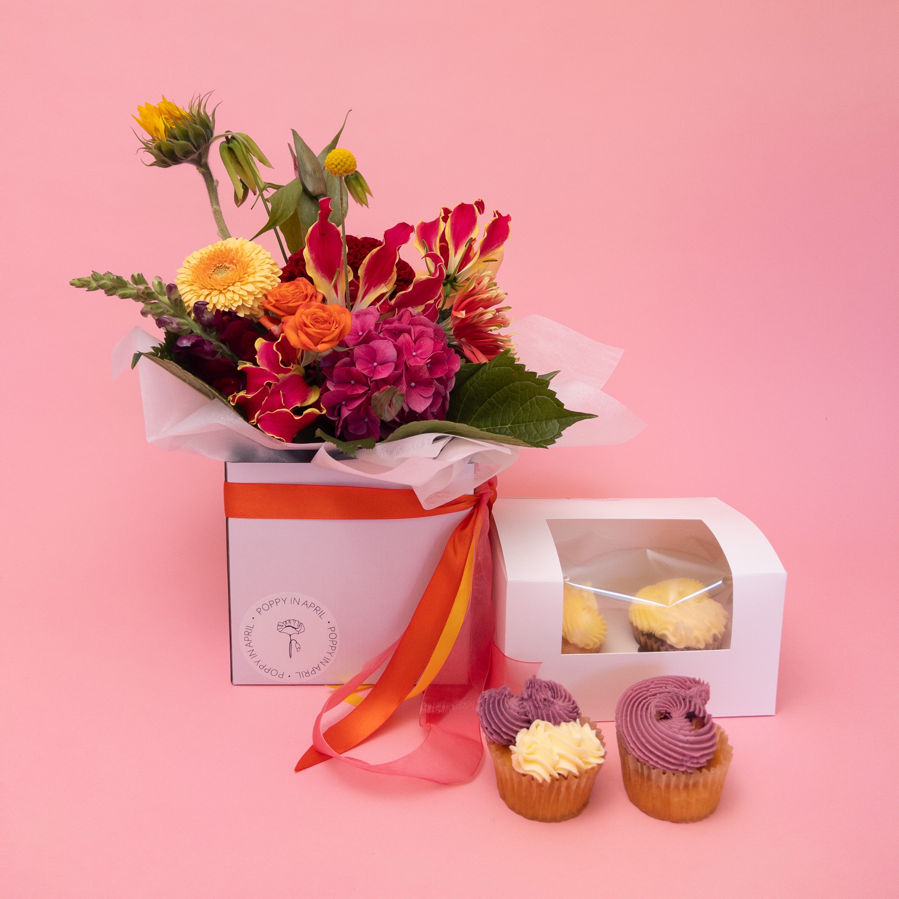 Frida & Sweet - Flowers & Cupcakes
